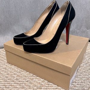 Christian Louboutin Black Suede JS Pump 38.5